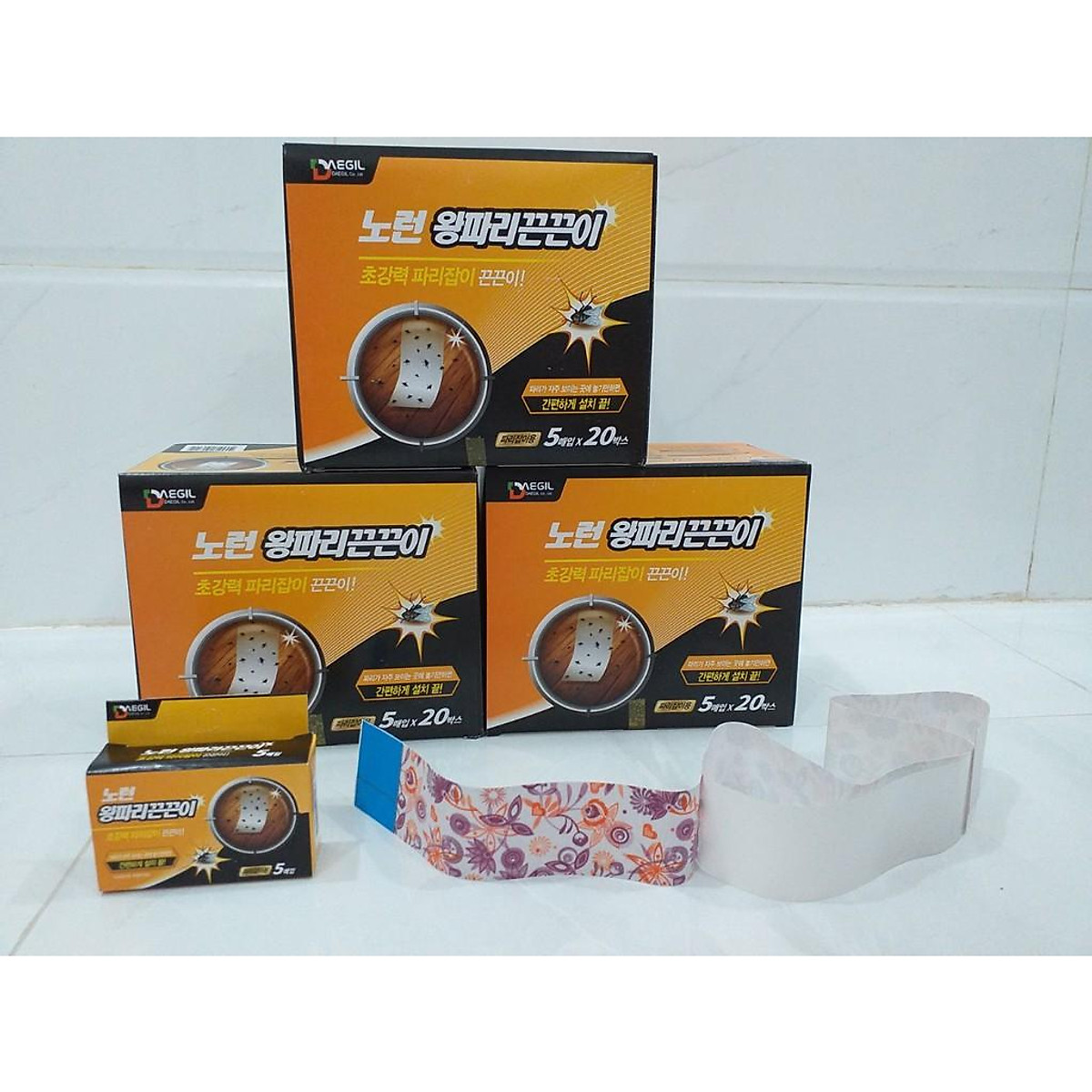 Keo bẫy Thằn lằn, Bẫy Ruồi - 4,5cm x 46cm - Hàn Quốc